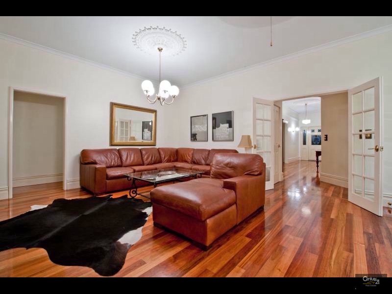 27 Tees Court, Mindarie WA 6030