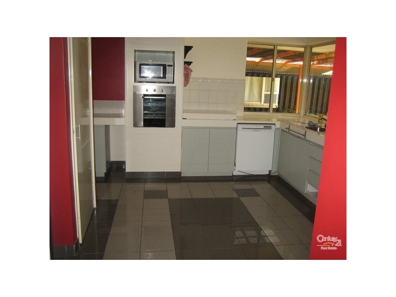 10 Hakata Place, Merriwa WA 6030