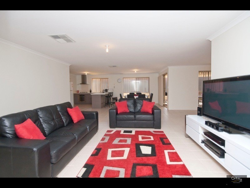 17  Cottonwood Drive, Baldivis WA 6171