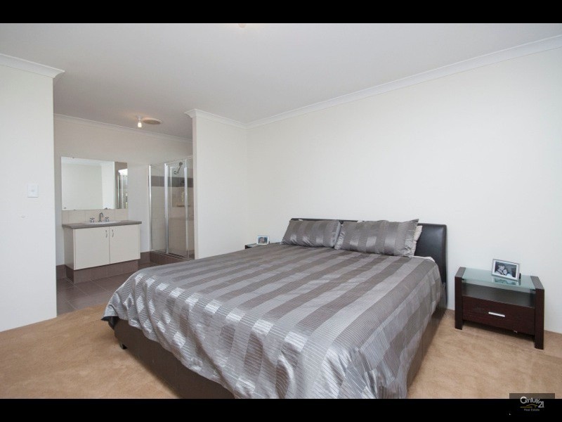 17  Cottonwood Drive, Baldivis WA 6171