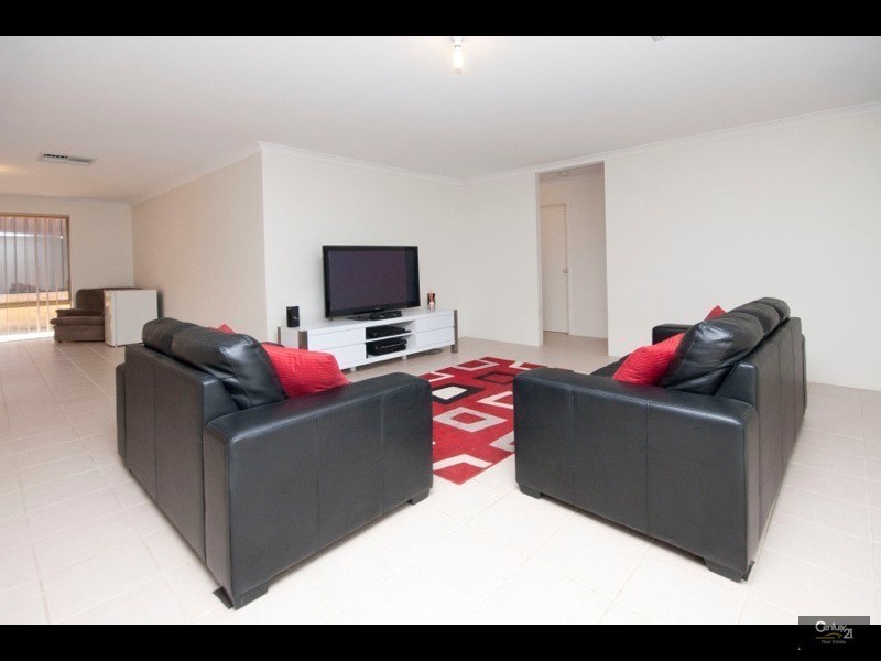 17  Cottonwood Drive, Baldivis WA 6171