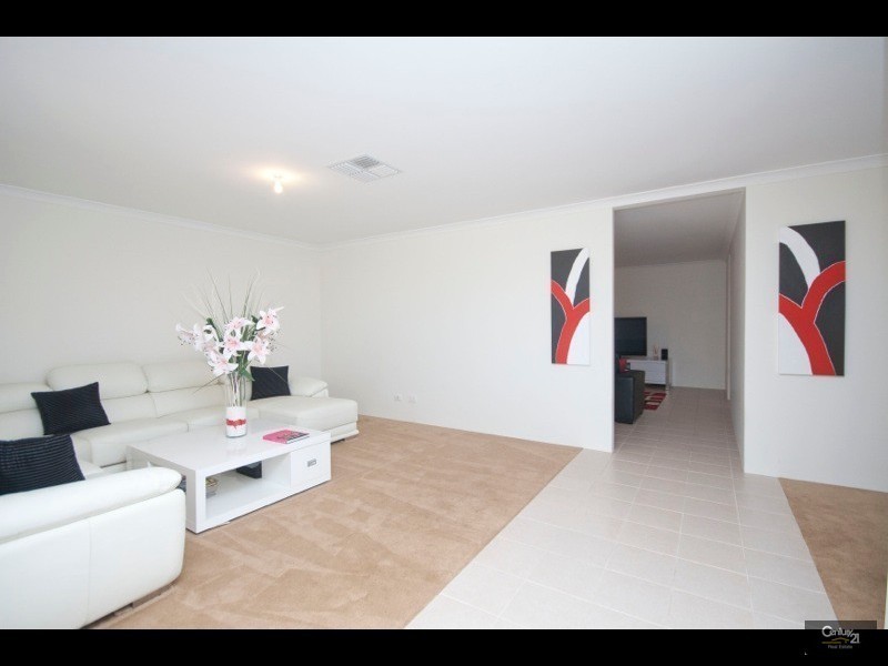 17  Cottonwood Drive, Baldivis WA 6171