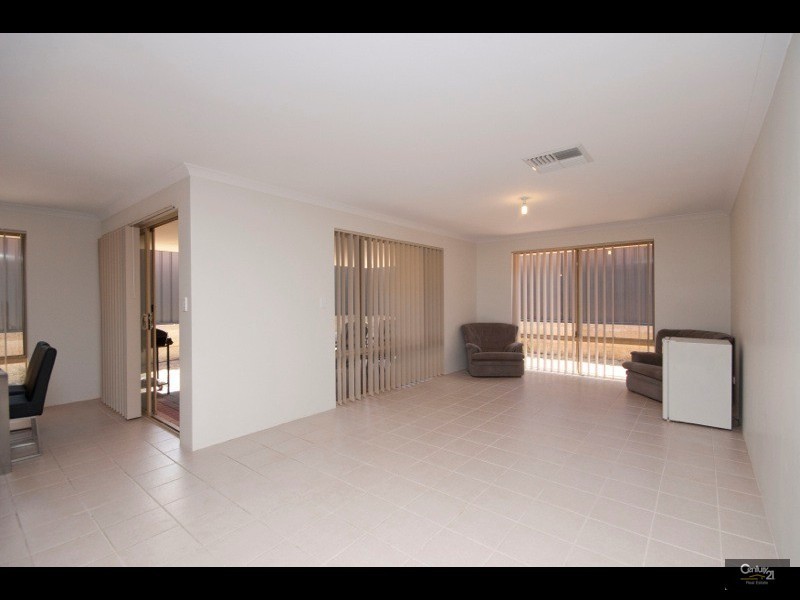 17  Cottonwood Drive, Baldivis WA 6171