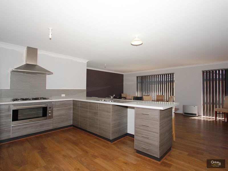 3 Scamills Road, Pearsall WA 6065