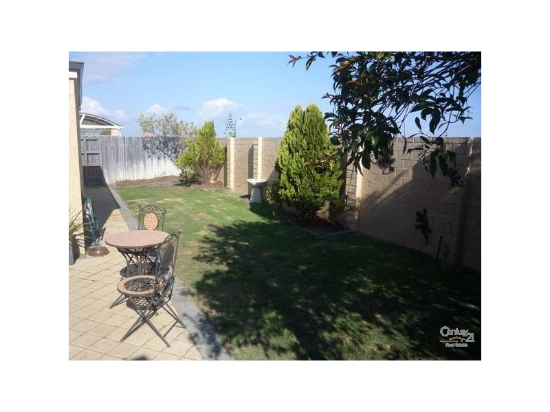 37 Gateshead Loop, Mindarie WA 6030