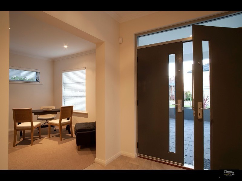 19  Romano Crescent, Iluka WA 6028