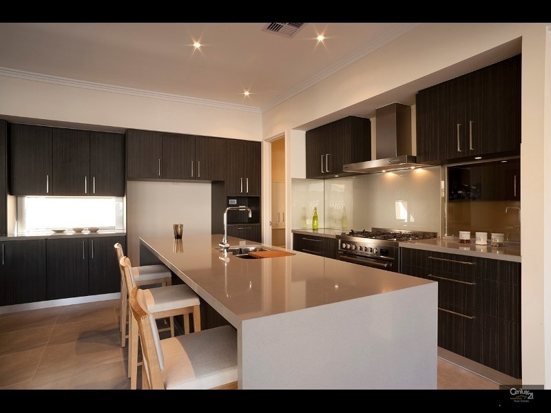 19  Romano Crescent, Iluka WA 6028