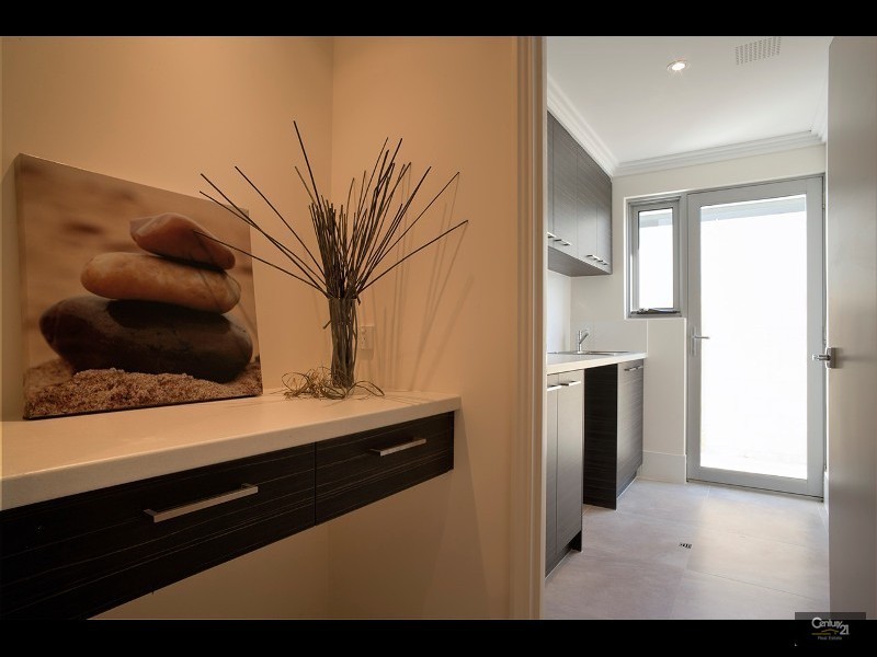 19  Romano Crescent, Iluka WA 6028