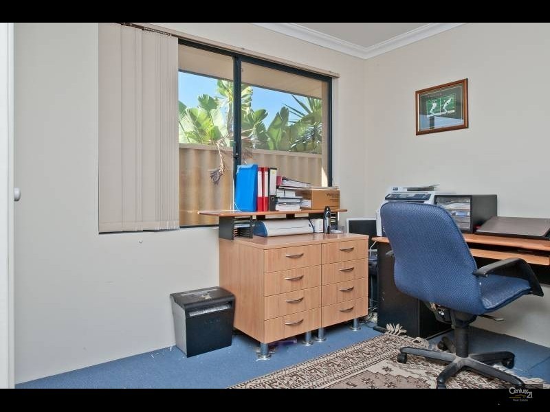 15 Loyola Green, Butler WA 6036