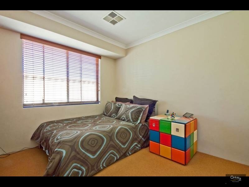 37 Camborne Parkway, Butler WA 6036