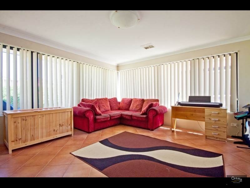 37 Camborne Parkway, Butler WA 6036