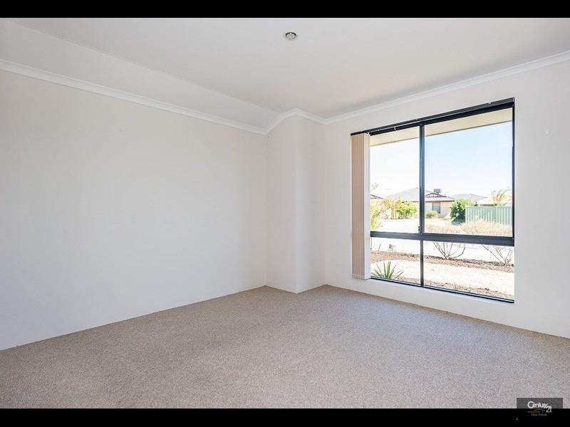 86 Seagrove Circuit, Merriwa WA 6030