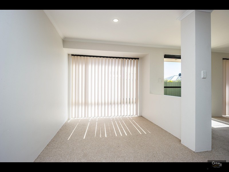 86 Seagrove Circuit, Merriwa WA 6030