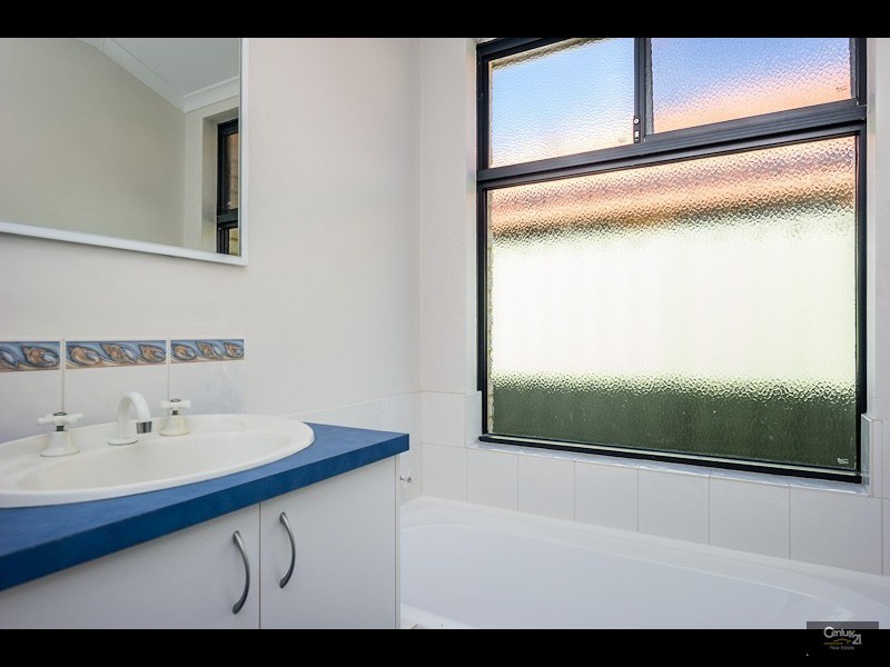 86 Seagrove Circuit, Merriwa WA 6030