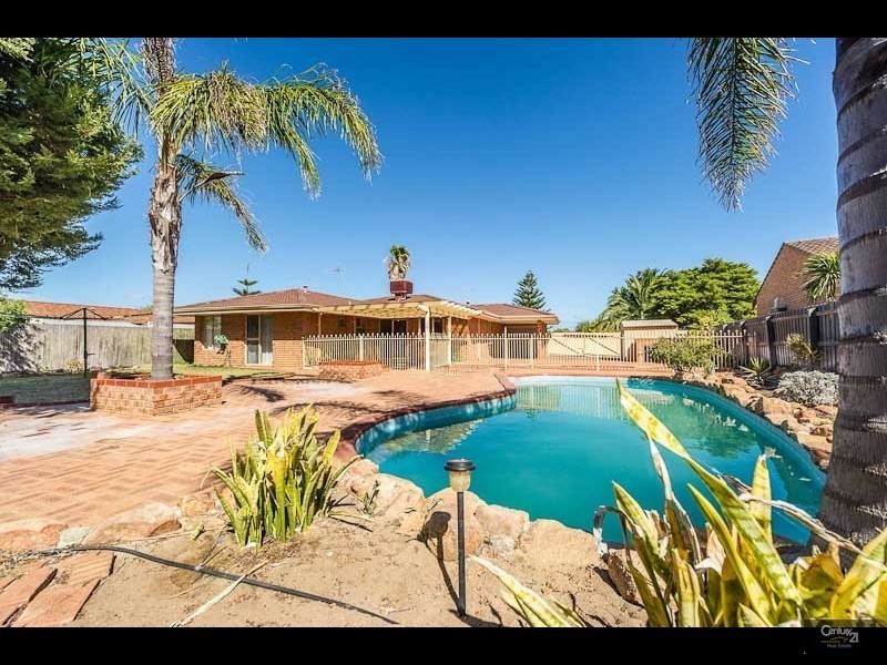 10 Herreshoff Ramble, Ocean Reef WA 6027