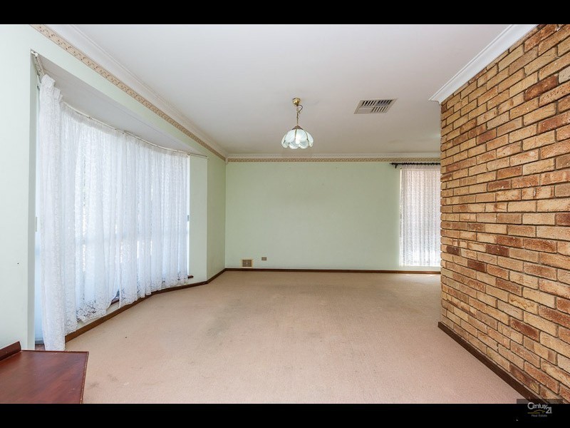 10 Herreshoff Ramble, Ocean Reef WA 6027