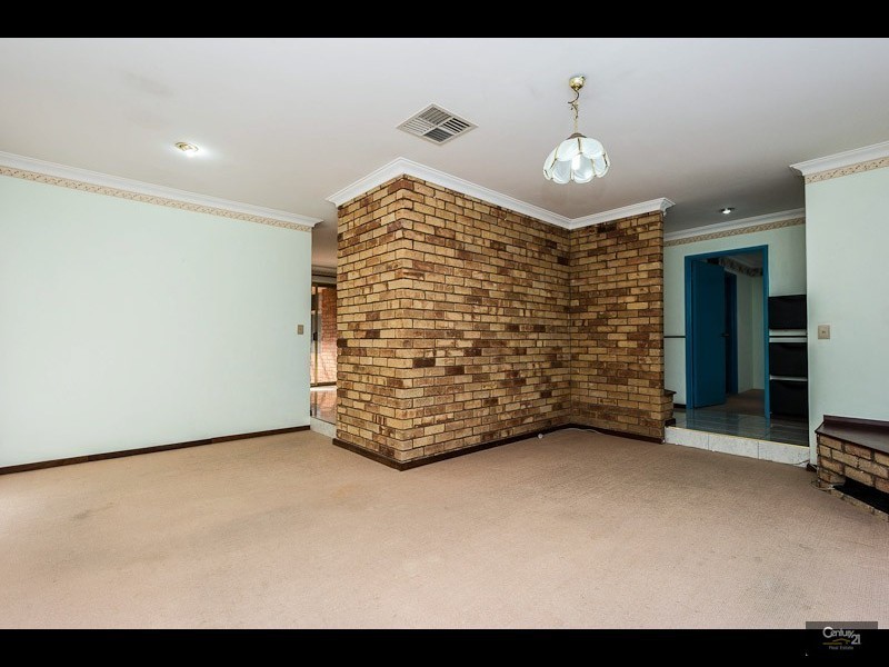 10 Herreshoff Ramble, Ocean Reef WA 6027