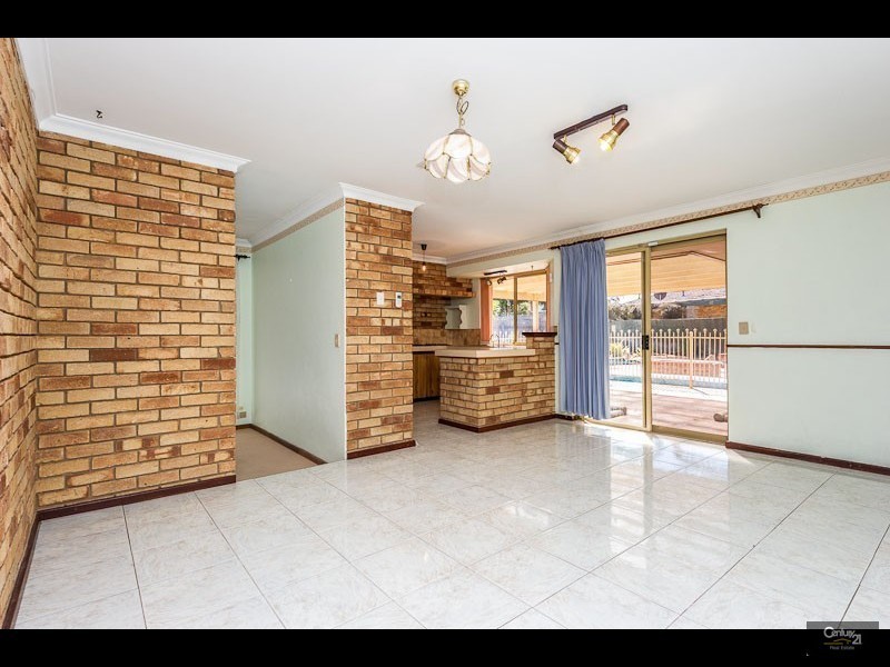 10 Herreshoff Ramble, Ocean Reef WA 6027