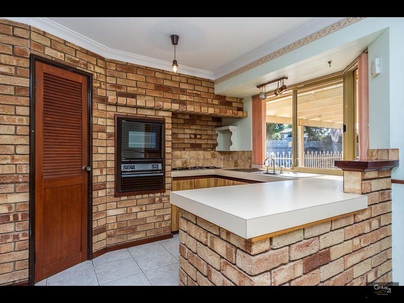 10 Herreshoff Ramble, Ocean Reef WA 6027