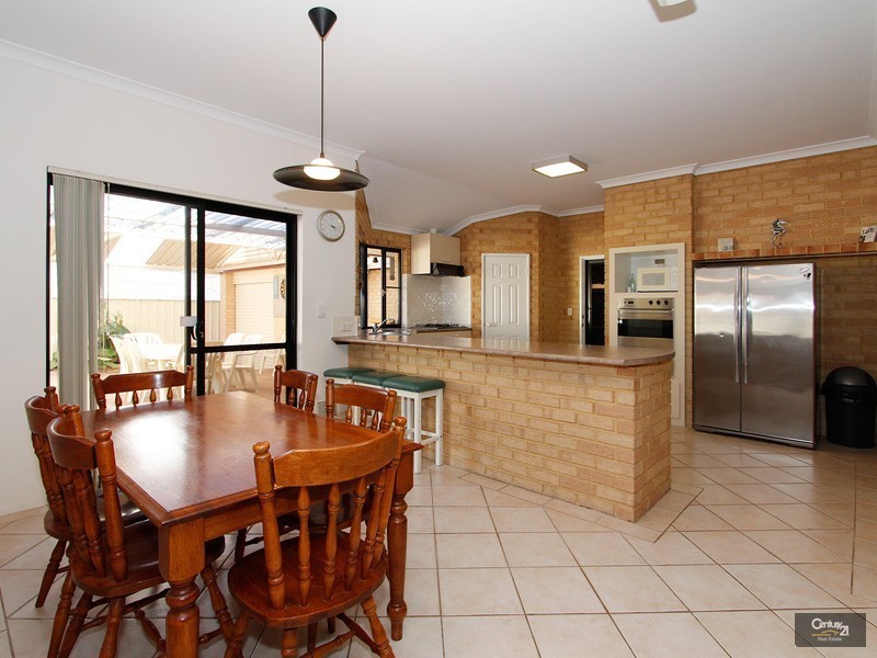 8 Tunis Grove,, Quinns Rocks WA 6030