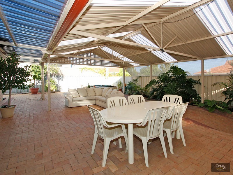 8 Tunis Grove,, Quinns Rocks WA 6030