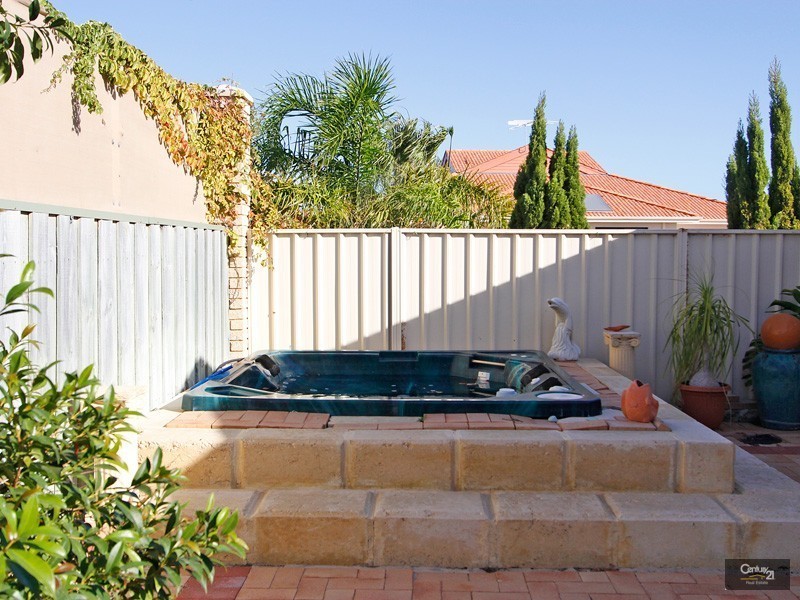8 Tunis Grove,, Quinns Rocks WA 6030