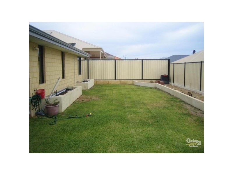 47 Grandoak Drive, Clarkson WA 6030