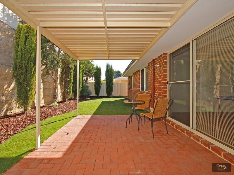 11 De Crillion Way, Currambine WA 6028