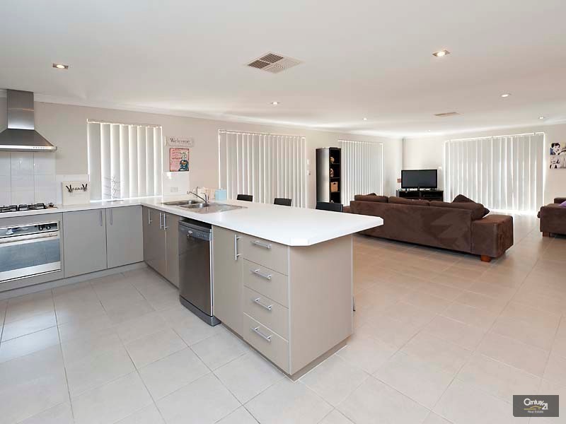 163 Liberty Drive, Clarkson WA 6030