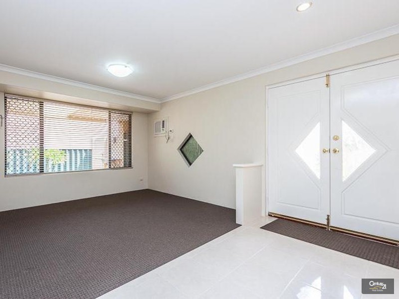 26 Kinglassie Circle, Kinross WA 6028