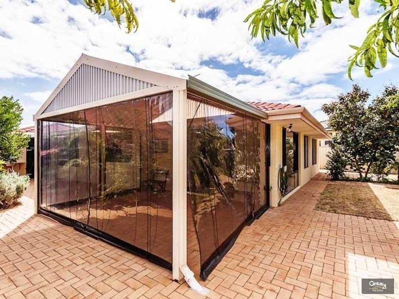 26 Kinglassie Circle, Kinross WA 6028