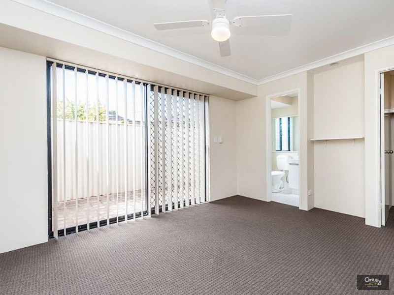 26 Kinglassie Circle, Kinross WA 6028