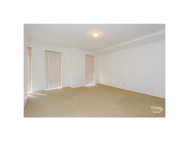 99 Ridgewood Boulevard, Ridgewood WA 6030