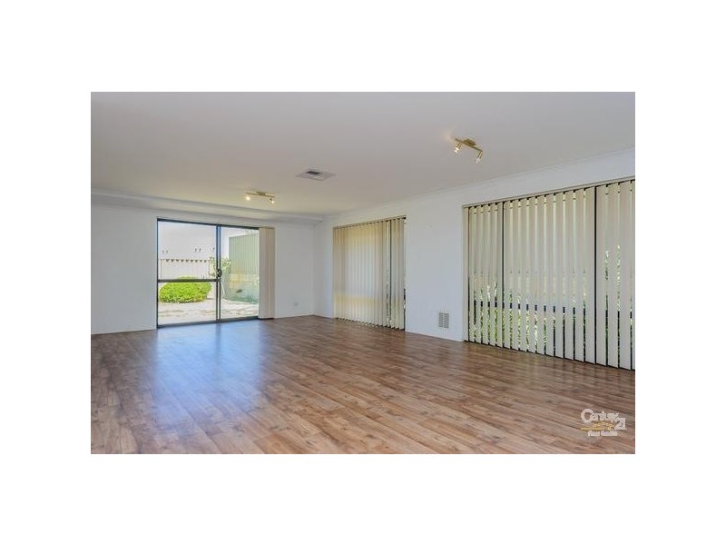 99 Ridgewood Boulevard, Ridgewood WA 6030