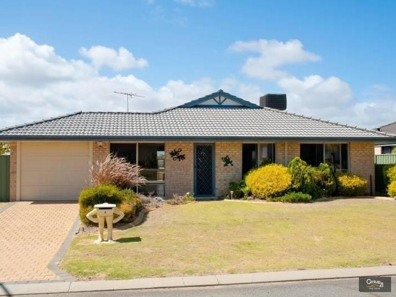 4 Mayne Way, Merriwa WA 6030