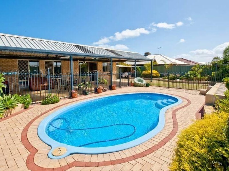 4 Mayne Way, Merriwa WA 6030