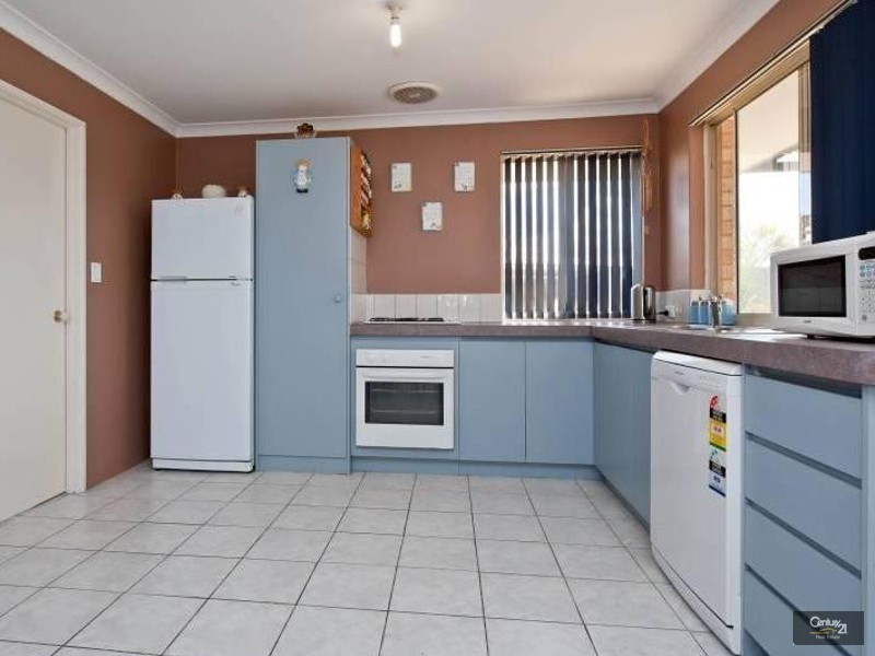 4 Mayne Way, Merriwa WA 6030