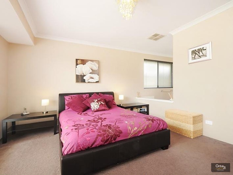 16 Henson Way, Clarkson WA 6030