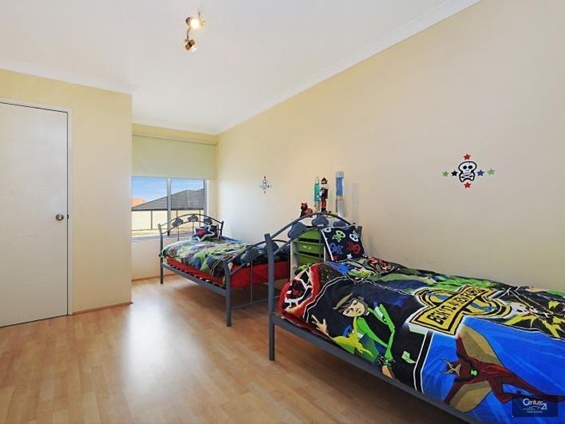 16 Henson Way, Clarkson WA 6030