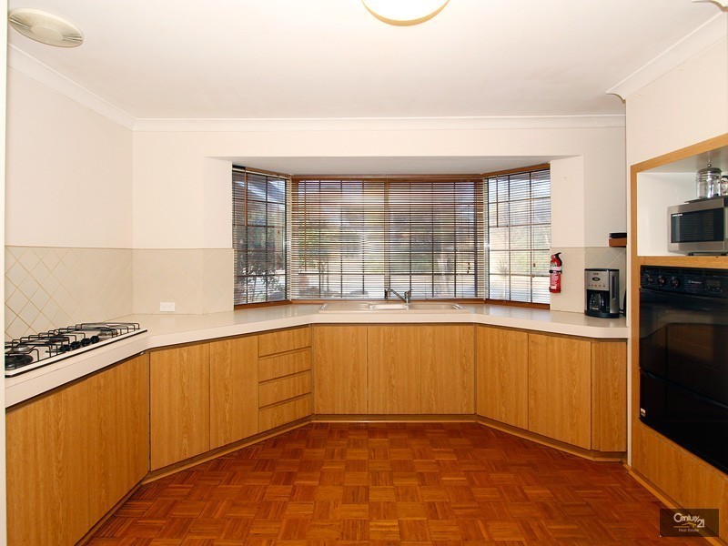 37 Cristobal Crescent, Mindarie WA 6030