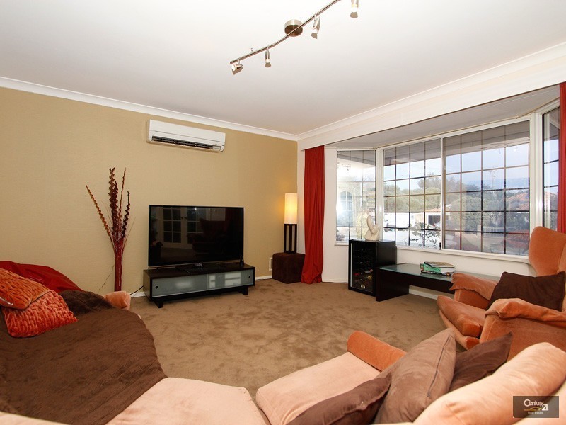 37 Cristobal Crescent, Mindarie WA 6030