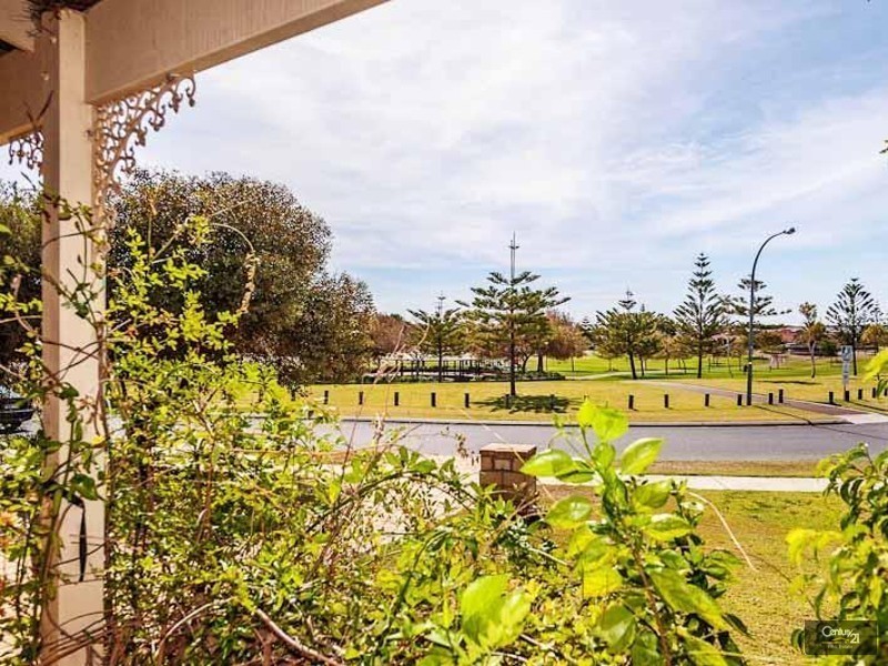 22 Foundation Loop, Quinns Rocks WA 6030