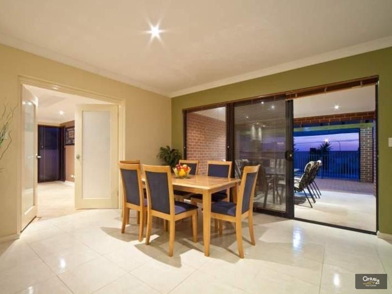 1 Flagtail Outlook, Yanchep WA 6035