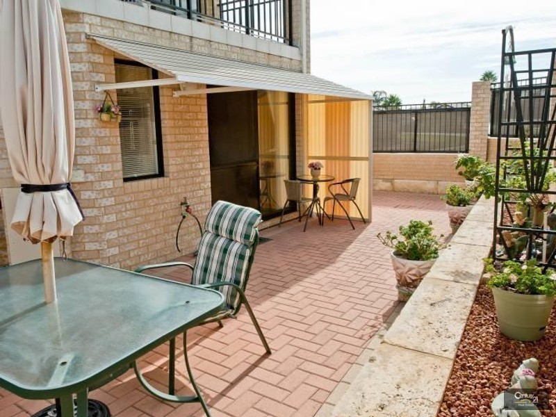 8/4 Allum Green, Merriwa WA 6030