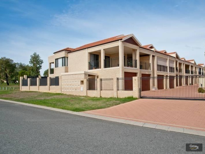8/4 Allum Green, Merriwa WA 6030