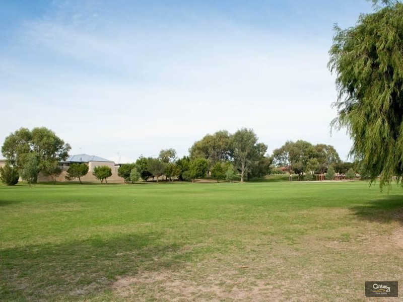 8/4 Allum Green, Merriwa WA 6030