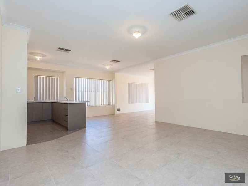 2 Ridglea Link, Clarkson WA 6030