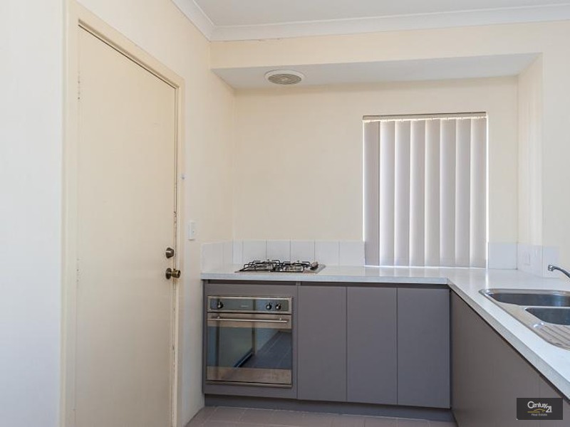 2 Ridglea Link, Clarkson WA 6030