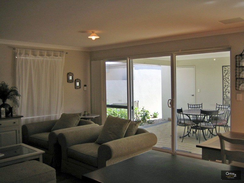 30 Gaudi Way, Clarkson WA 6030