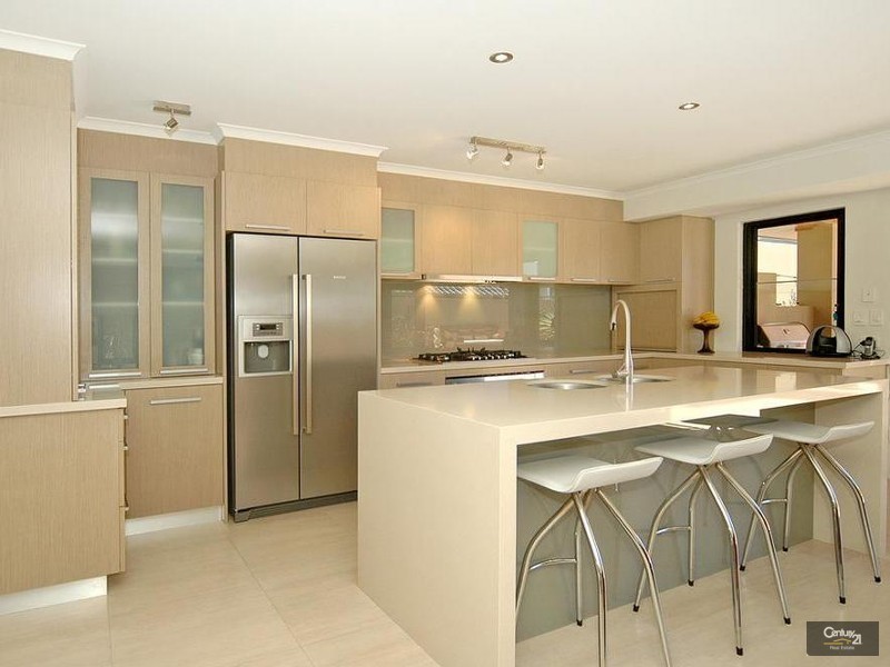 28A Clarecastle Retreat, Mindarie WA 6030